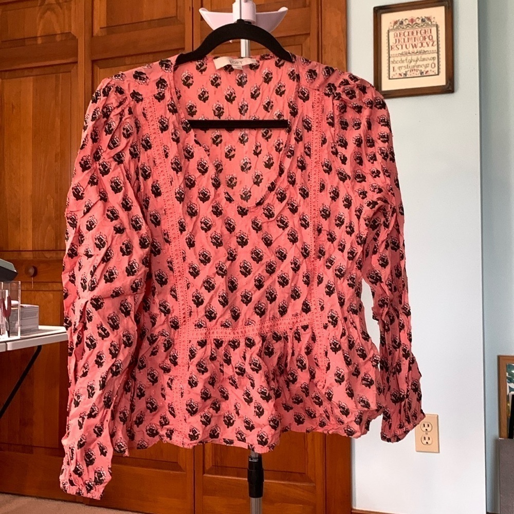 Adorable Loft Blouse Boho Size Medium EUC - Picture 1 of 6